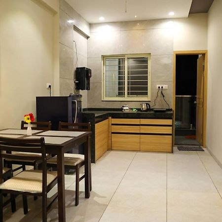 'Sumadhu Homes - 201 ' Kolhapur Buitenkant foto