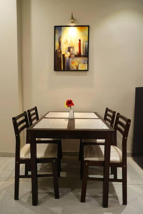 'Sumadhu Homes - 201 ' Kolhapur Buitenkant foto